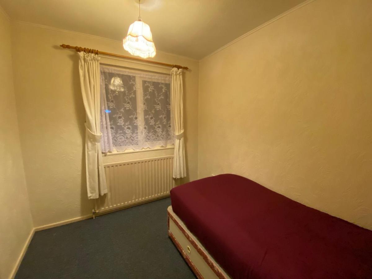 Serene 4Br In Harborne Close To Qe Hospital, Harborne Centre 伯明翰 外观 照片