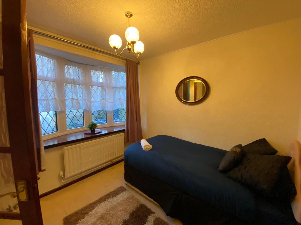 Serene 4Br In Harborne Close To Qe Hospital, Harborne Centre 伯明翰 外观 照片