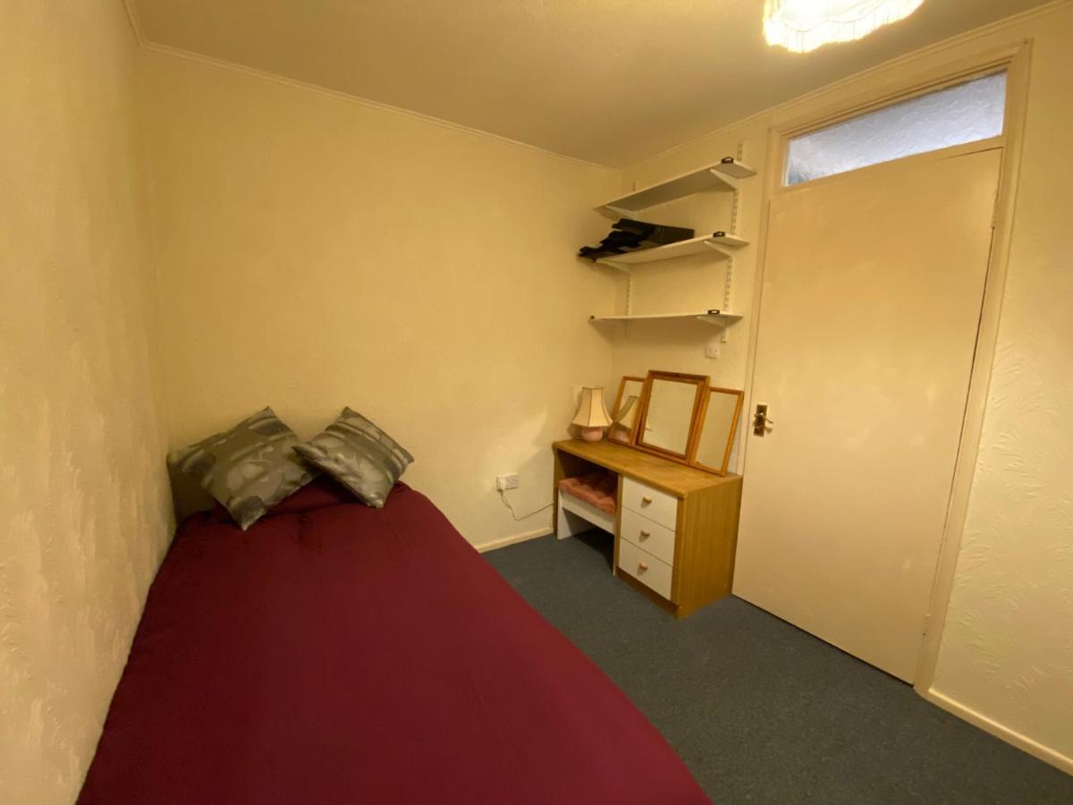 Serene 4Br In Harborne Close To Qe Hospital, Harborne Centre 伯明翰 外观 照片