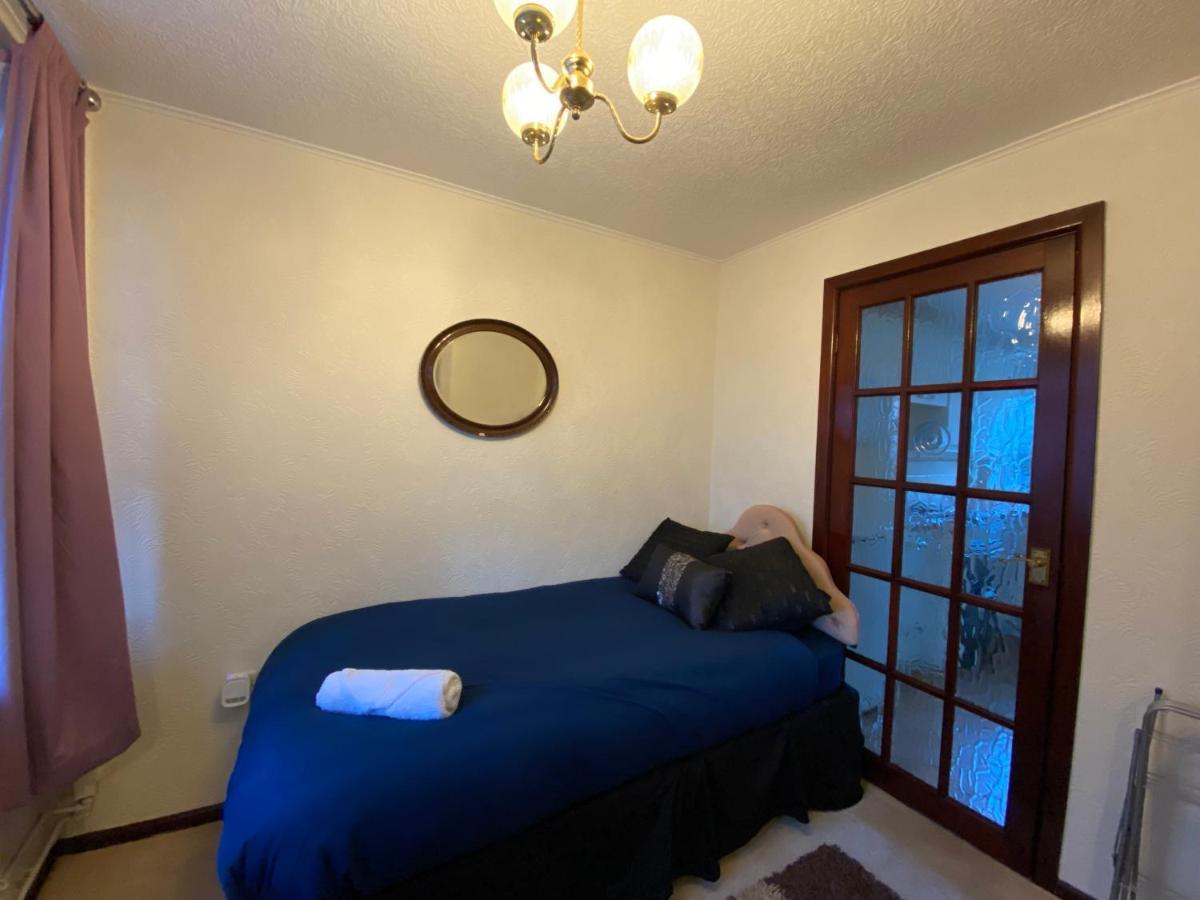 Serene 4Br In Harborne Close To Qe Hospital, Harborne Centre 伯明翰 外观 照片